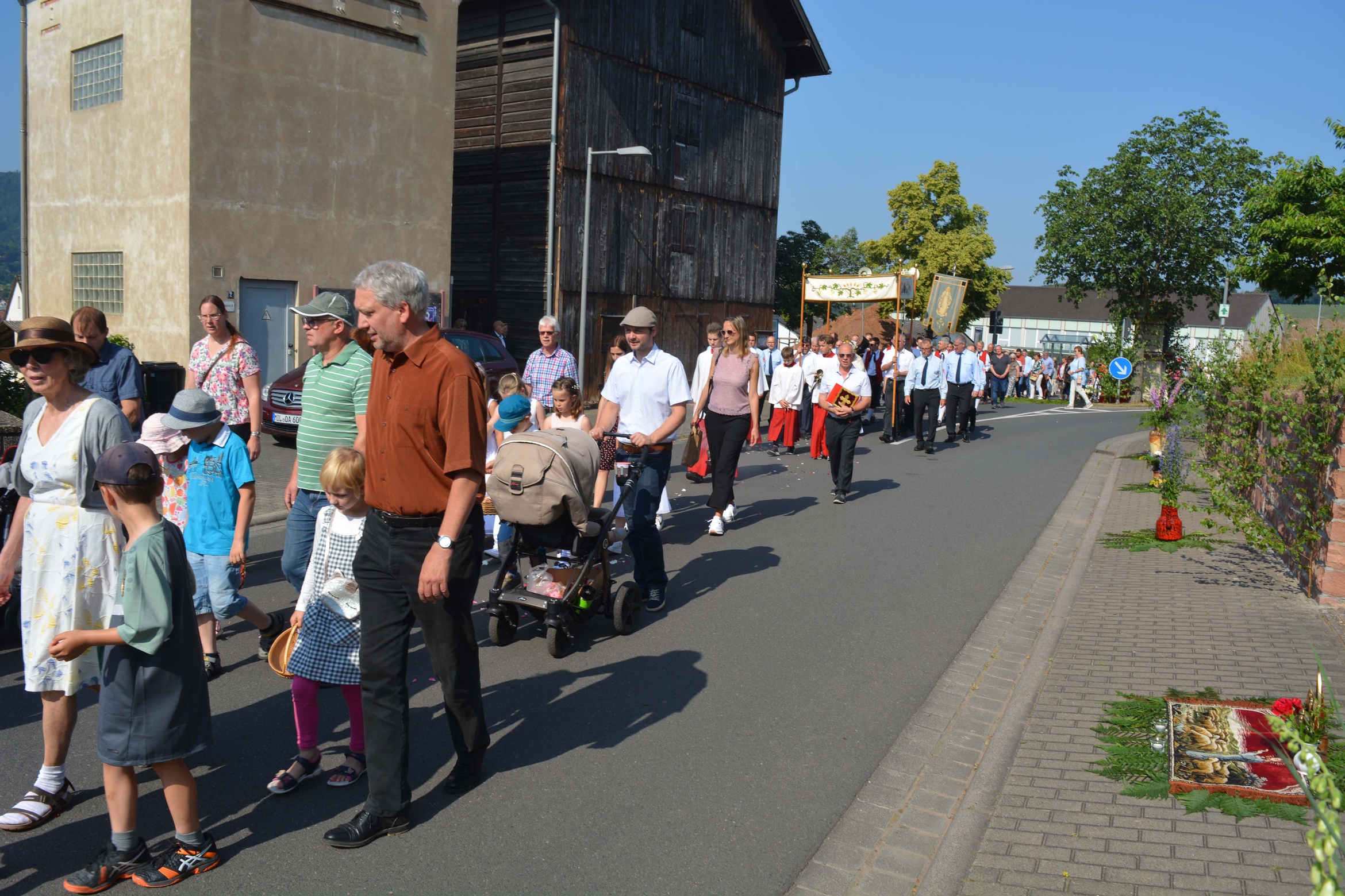 Fronleichnamsprozession 2025 in Bürgstadt Fronleichnamsprozession 2025 in Bürgstadt