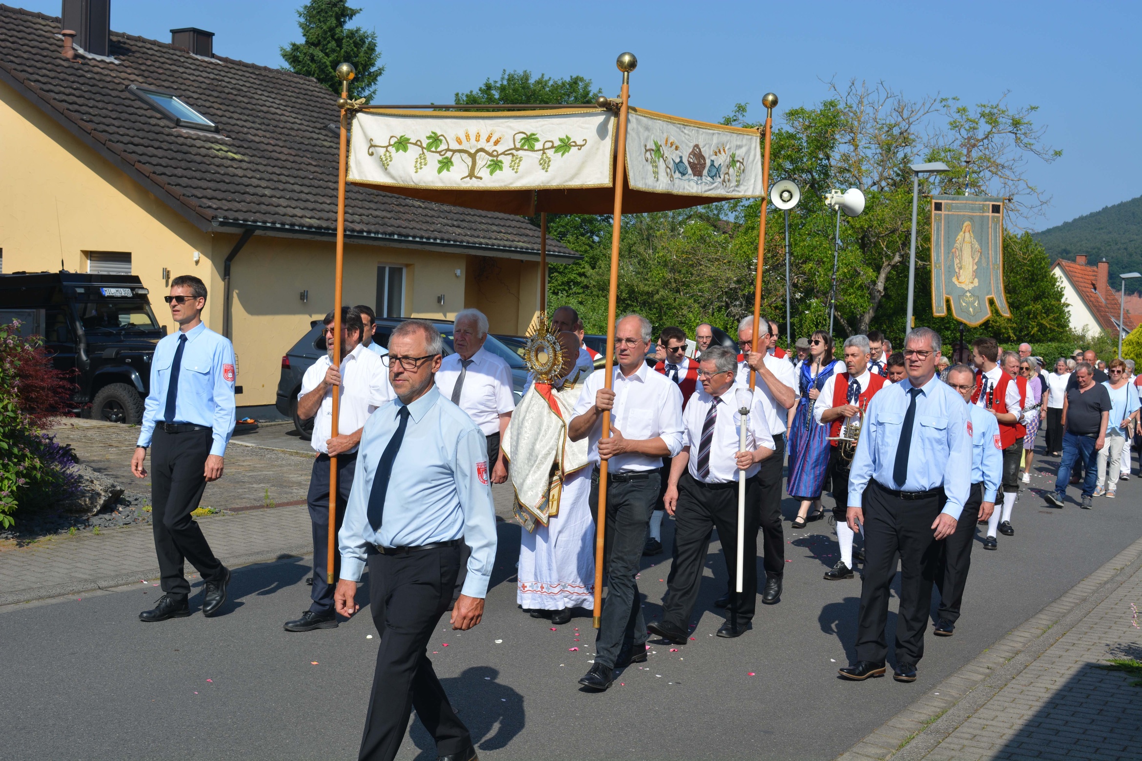 Fronleichnamsprozession 2025 in Bürgstadt Fronleichnamsprozession 2025 in Bürgstadt