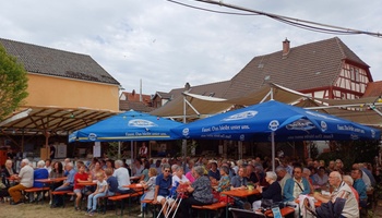 Festgottesdienst zum Straßen- und Hoffest 2025 im alten Kirchhof in Bürgstadt 